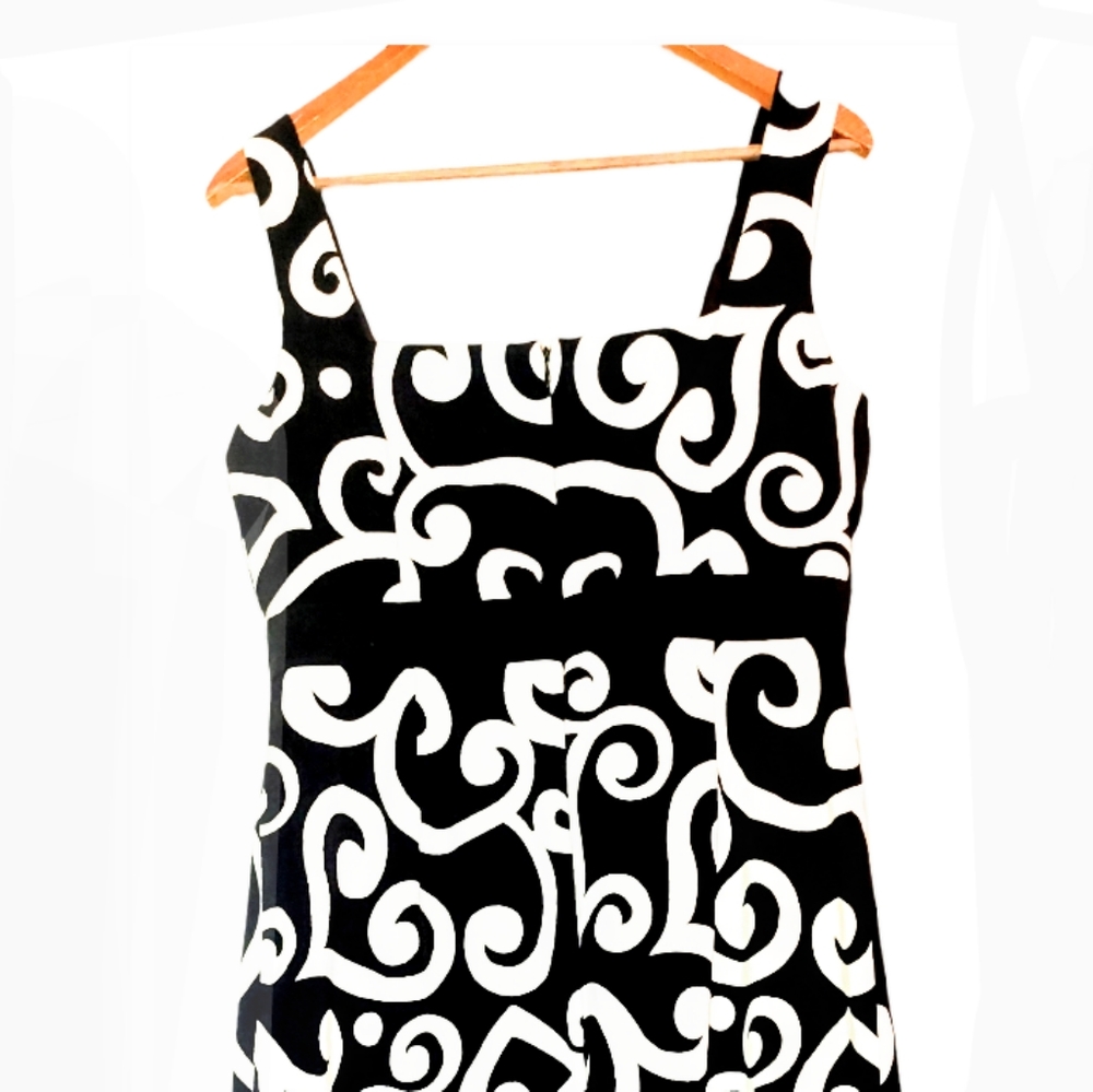 London Times ~ Beautifully Fit & Printed Dress  ~ Size 10